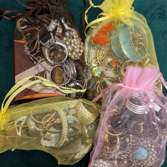 Jewelry - Jewelry Mystery Bag